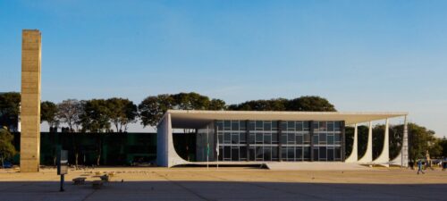 CNBB manifesta solidariedade à ministra Cármen Lúcia e às pessoas vítimas de agressões verbais e físicas - Jornal O São Paulo