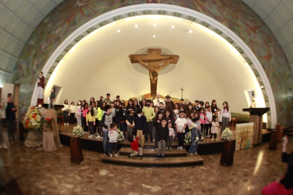 Paróquia São Carlos Borromeu comemora o jubileu de ouro - Jornal O São Paulo