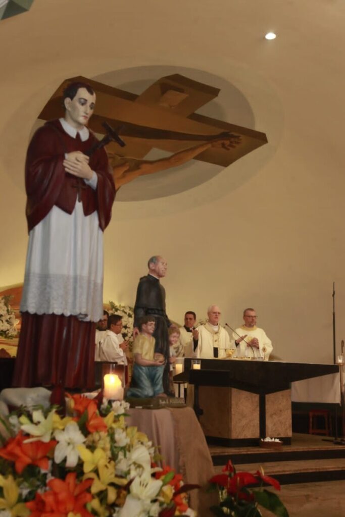 Paróquia São Carlos Borromeu comemora o jubileu de ouro - Jornal O São Paulo