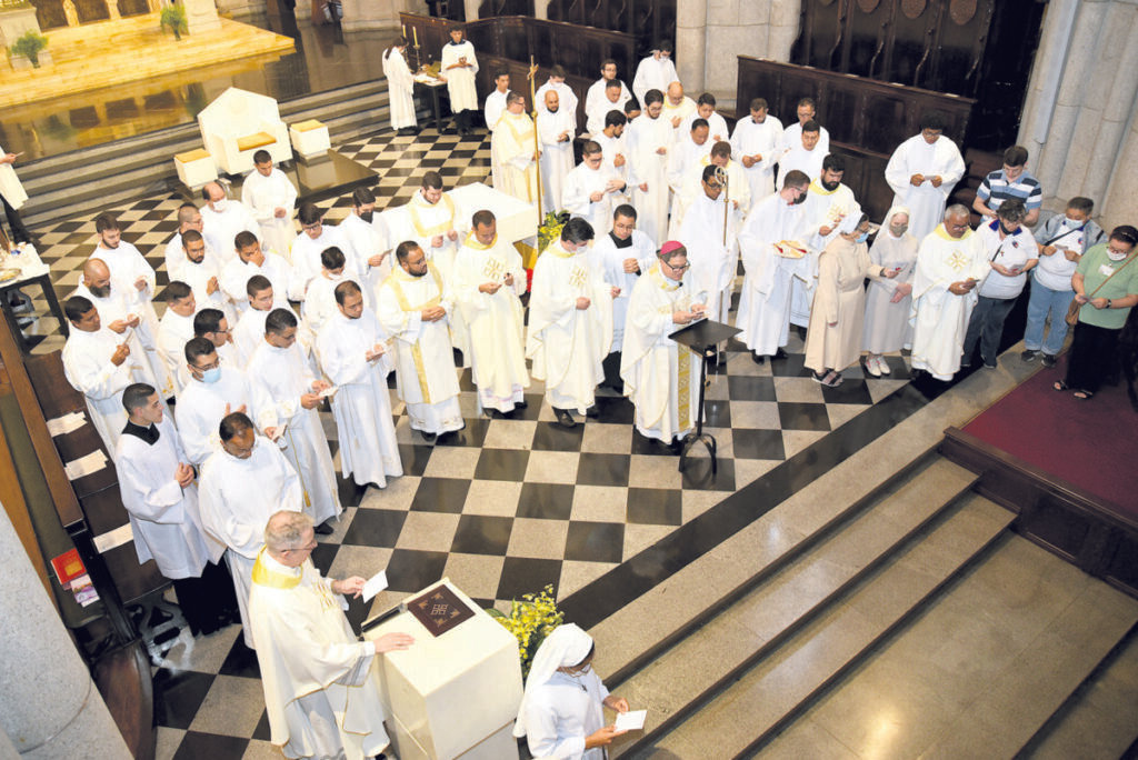 Em missa na Catedral da Sé, 3º Ano Vocacional do Brasil é aberto na Arquidiocese - Jornal O São Paulo
