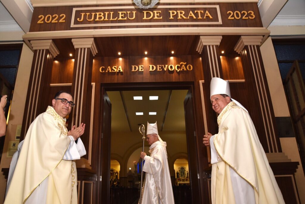 Santuário São Judas Tadeu inicia ano jubilar com abertura da Porta Santa - Jornal O São Paulo