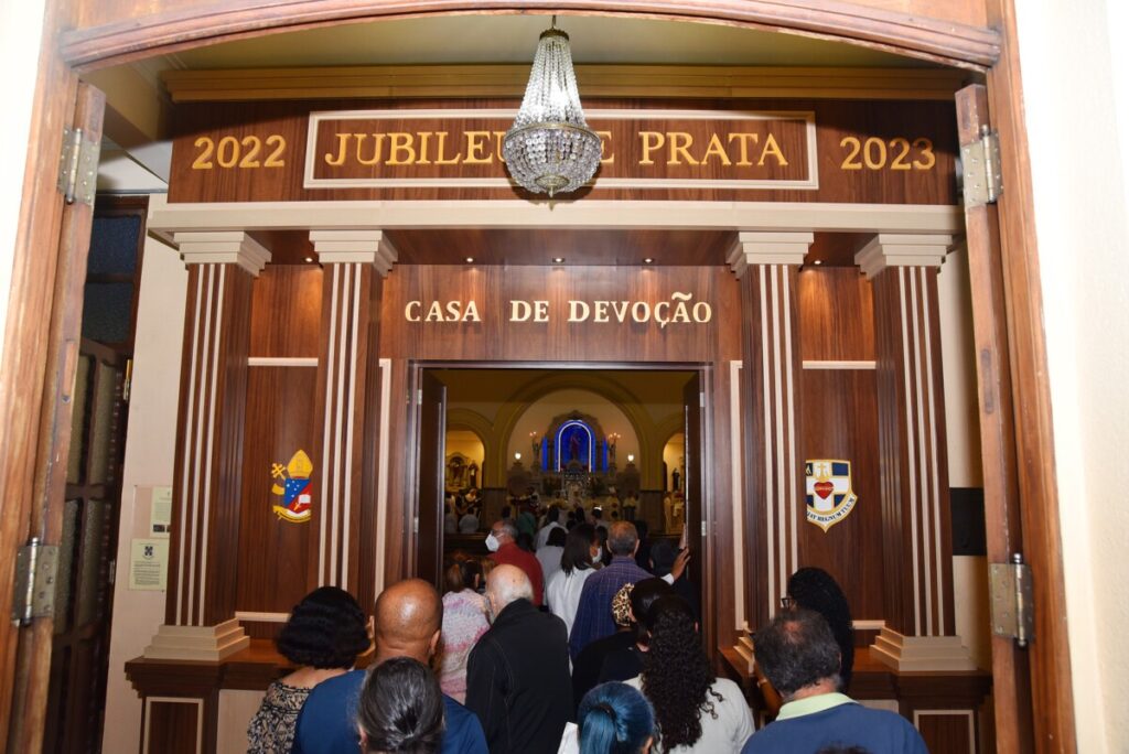 Santuário São Judas Tadeu inicia ano jubilar com abertura da Porta Santa - Jornal O São Paulo
