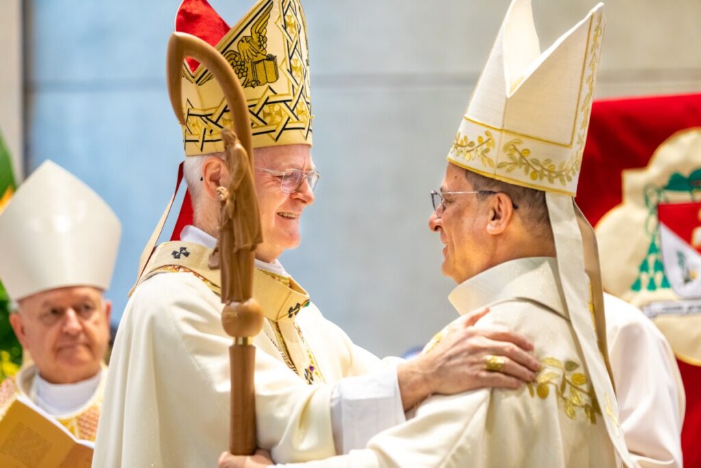 Dom Valdir José de Castro é ordenado bispo e toma posse na Diocese de Campo Limpo - Jornal O São Paulo