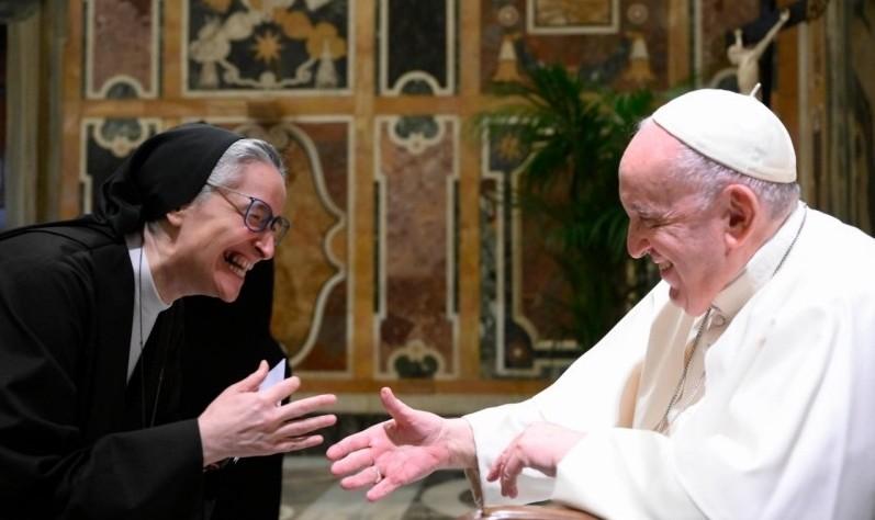 Francisco: comunicar com coragem os valores cristãos, dando voz aos excluídos - Jornal O São Paulo