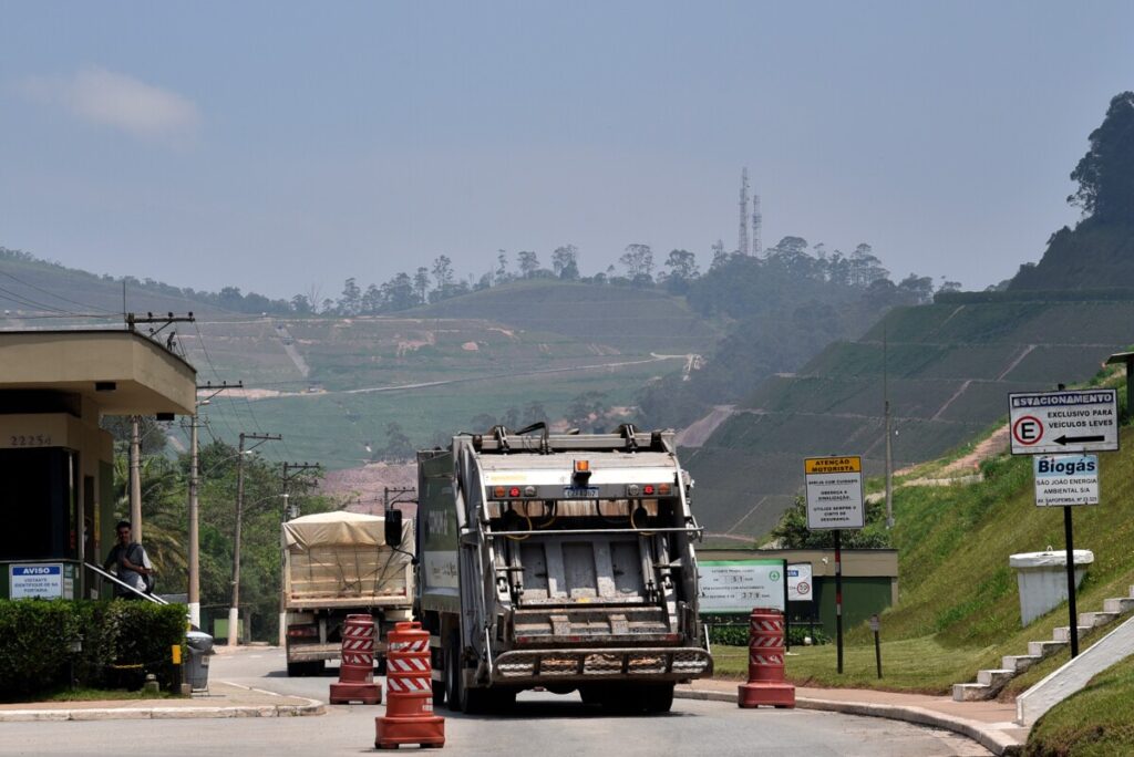O aterro sanitário é o melhor destino para os resíduos? - Jornal O São Paulo