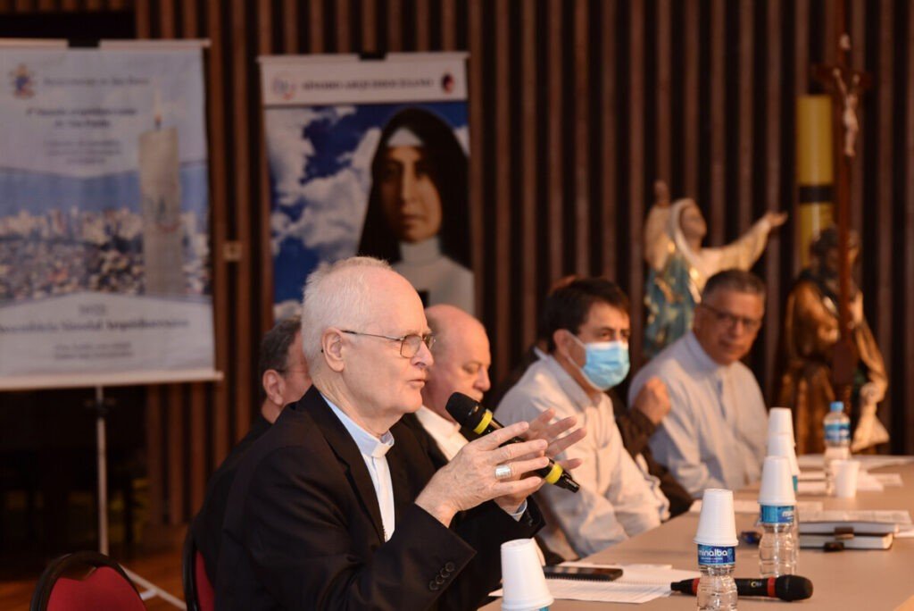 Participantes votam nas propostas finais do relatório geral do 1° sínodo arquidiocesano - Jornal O São Paulo