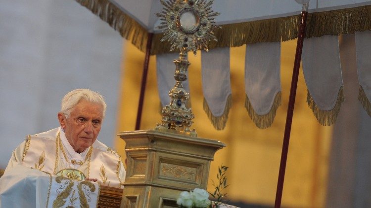Leia o testamento espiritual de Bento XVI - Jornal O São Paulo