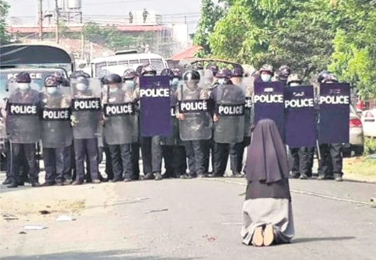 Pela lei, por governos e por extremistas, perseguição aos cristãos continua implacável - Jornal O São Paulo