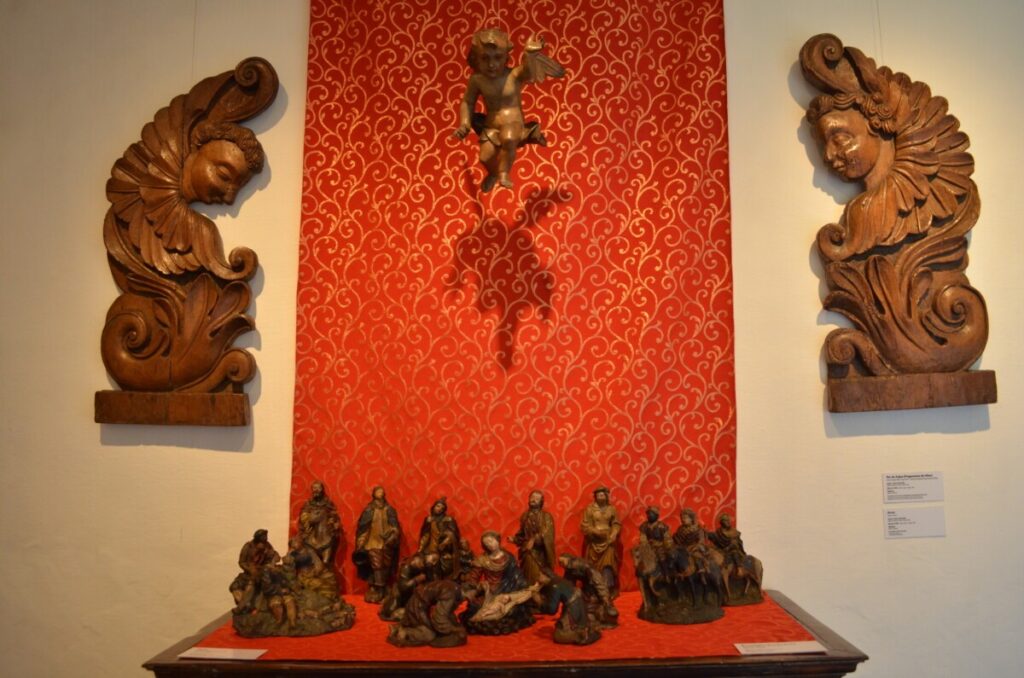 Peças no jardim são a novidade da exposição de presépios do Museu de Arte Sacra de São Paulo
