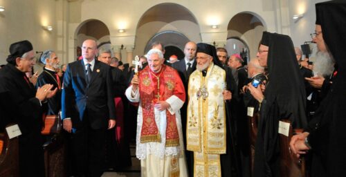 Bento XVI no Oriente Médio: ‘Quem quer construir a paz, deve deixar de ver no outro um mal a ser eliminado’ - Jornal O São Paulo