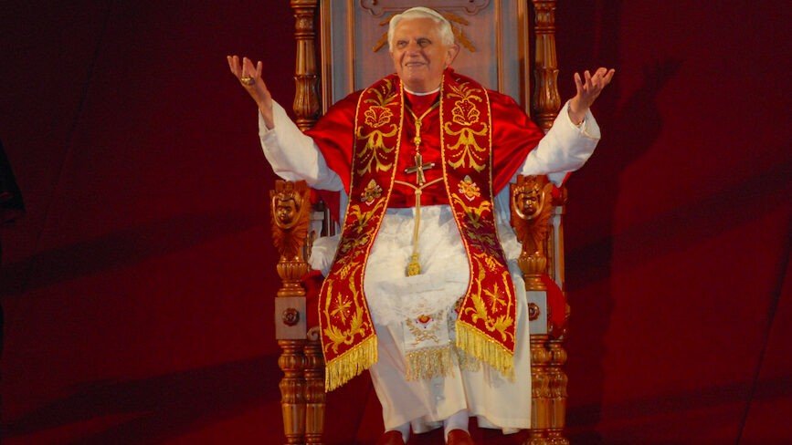 Análise – Ratzinger, da vaia ao aplauso - Jornal O São Paulo