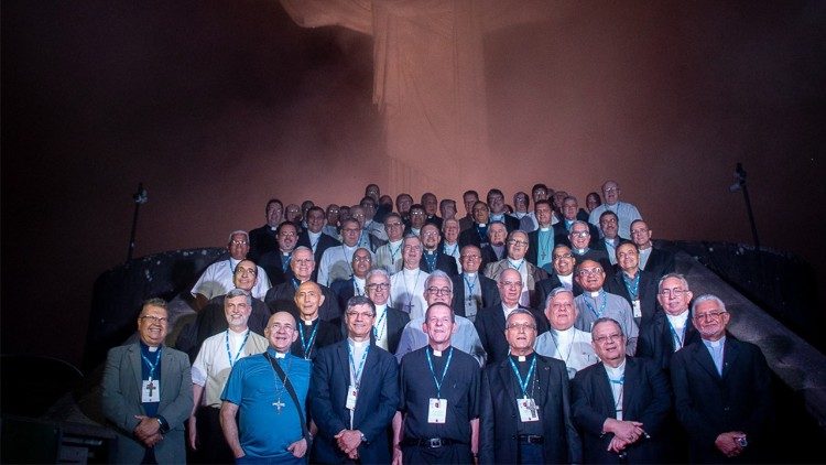 32º Curso dos Bispos: Igreja em saída com as novas comunidades - Jornal O São Paulo