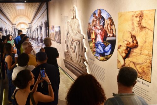 Exposição imersiva da Capela Sistina e afrescos de Michelangelo podem ser conferidos no MIS Experience - Jornal O São Paulo