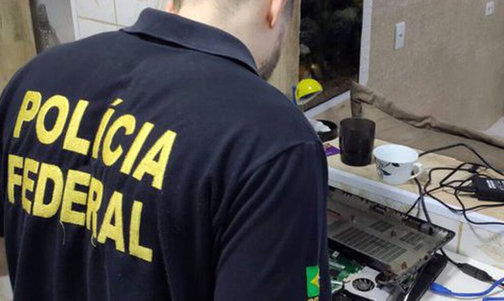 PF faz operação contra falsificação de diplomas de medicina - Jornal O São Paulo