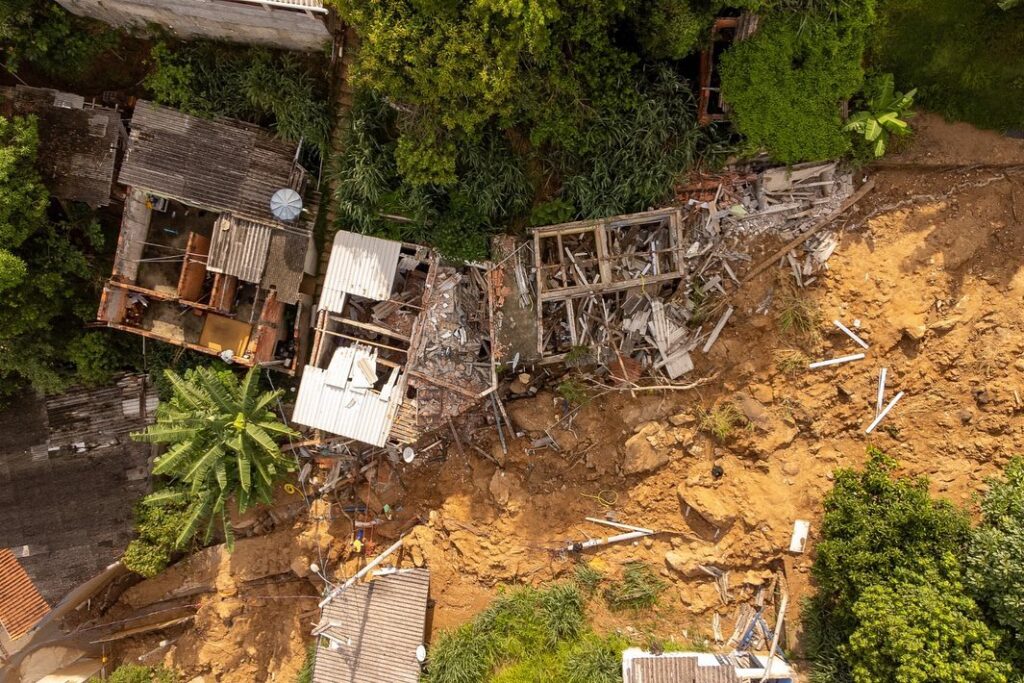 Tragédia, perigo ignorado e mau uso do poder - Jornal O São Paulo