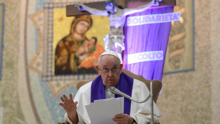 Francisco: Deus não tem medo de tocar as feridas da nossa carne - Jornal O São Paulo