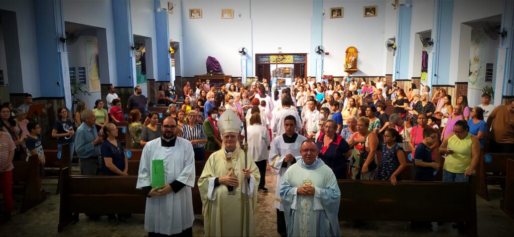 Duas paróquias vivem momentos especiais em Santana - Jornal O São Paulo