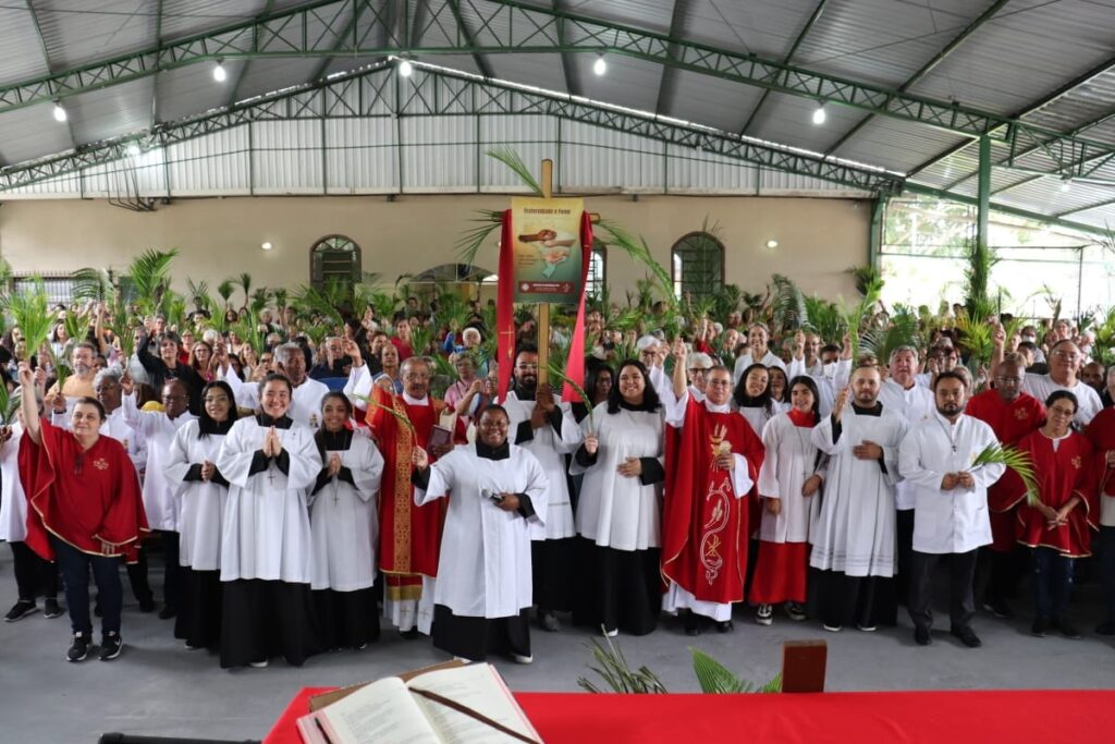 Domingo de Ramos mobiliza fiéis na Brasilândia - Jornal O São Paulo