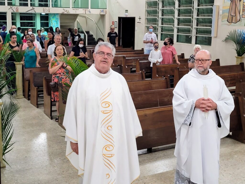 Paróquias em Santana vivem diferentes momentos em ação de graças - Jornal O São Paulo