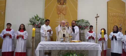 Cardeal Scherer preside missa do Domingo de Páscoa na Vila Penteado - Jornal O São Paulo