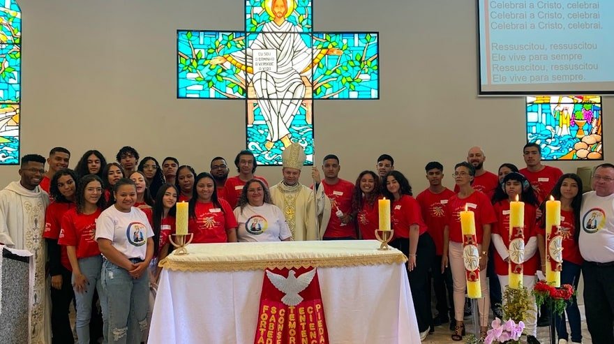 Dom Cícero preside celebrações do Tríduo Pascal em paróquias da Região Belém - Jornal O São Paulo