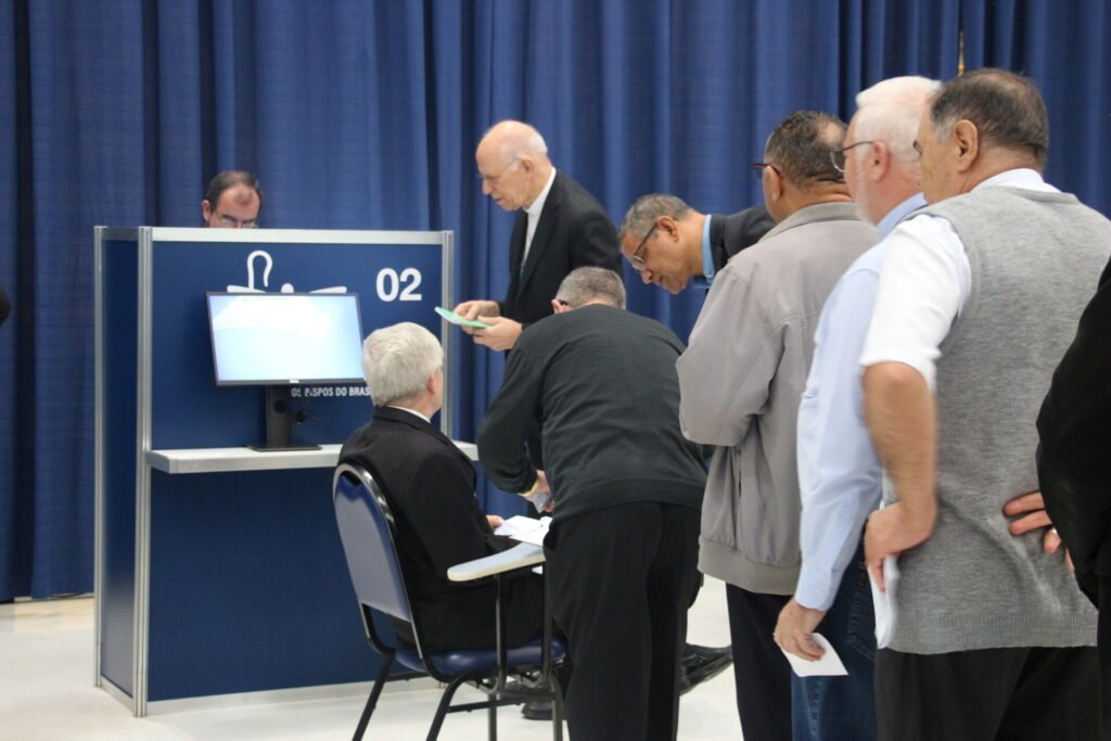 Conselho Permanente, com nova formação, elegerá bispos que comporão as comissões episcopais da CNBB - Jornal O São Paulo