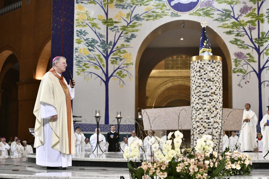 Em missa, novo Presidente da CNBB pede bênçãos à Mãe Aparecida para a nova gestão - Jornal O São Paulo