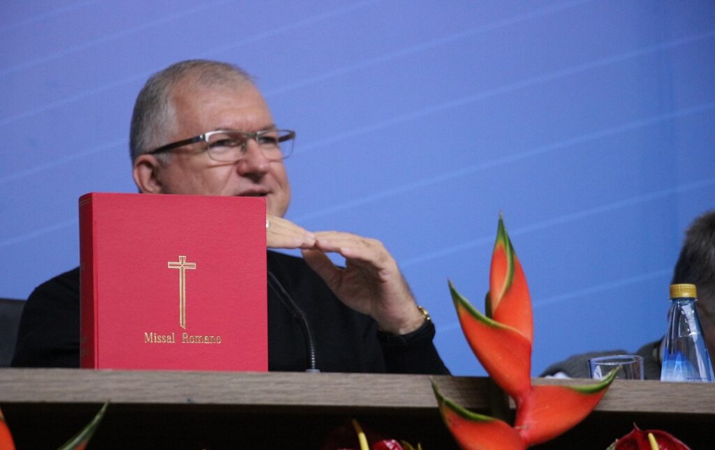 Comunidades têm até o 1º Domingo do Advento para iniciar o uso da nova tradução do Missal Romano - Jornal O São Paulo