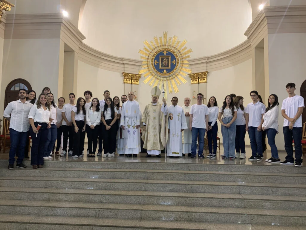 Crismandos e catequistas em destaque na Região Belém - Jornal O São Paulo