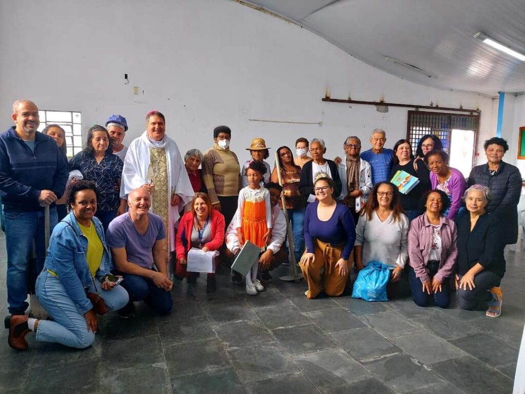 Festas de padroeiros, crismas e escola de catequistas marcam a semana da Região Ipiranga - Jornal O São Paulo