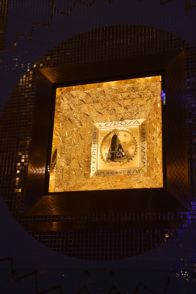 Fiéis da Arquidiocese de São Paulo agradecem à Mãe Aparecida pelas vocações