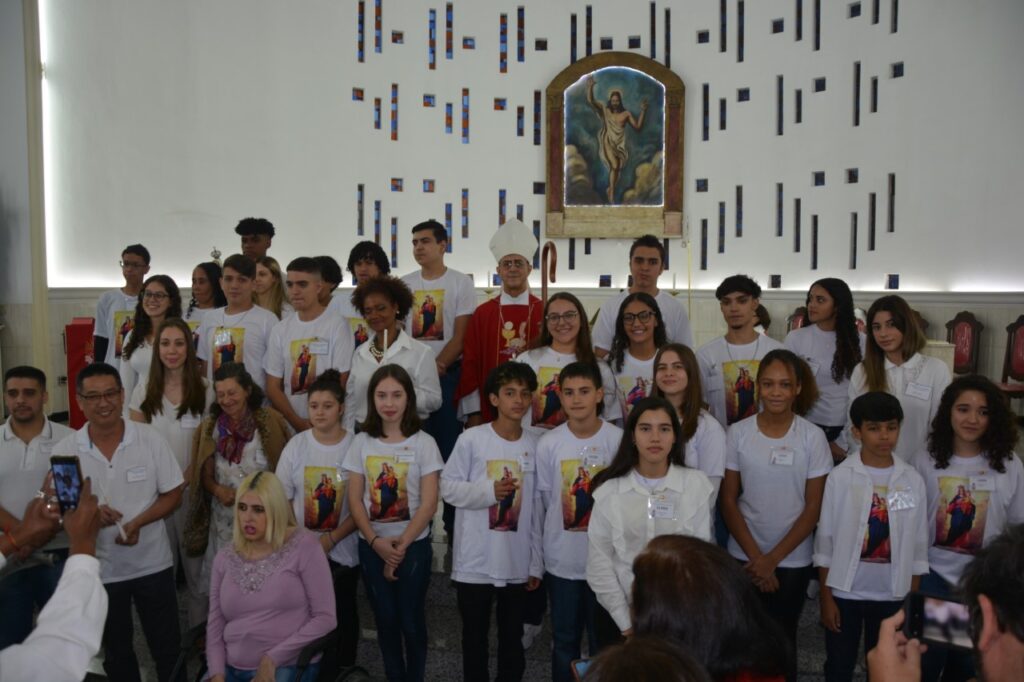 Encontros temáticos, crismas, batismo e encontros temáticas mobilizam a Região Lapa - Jornal O São Paulo