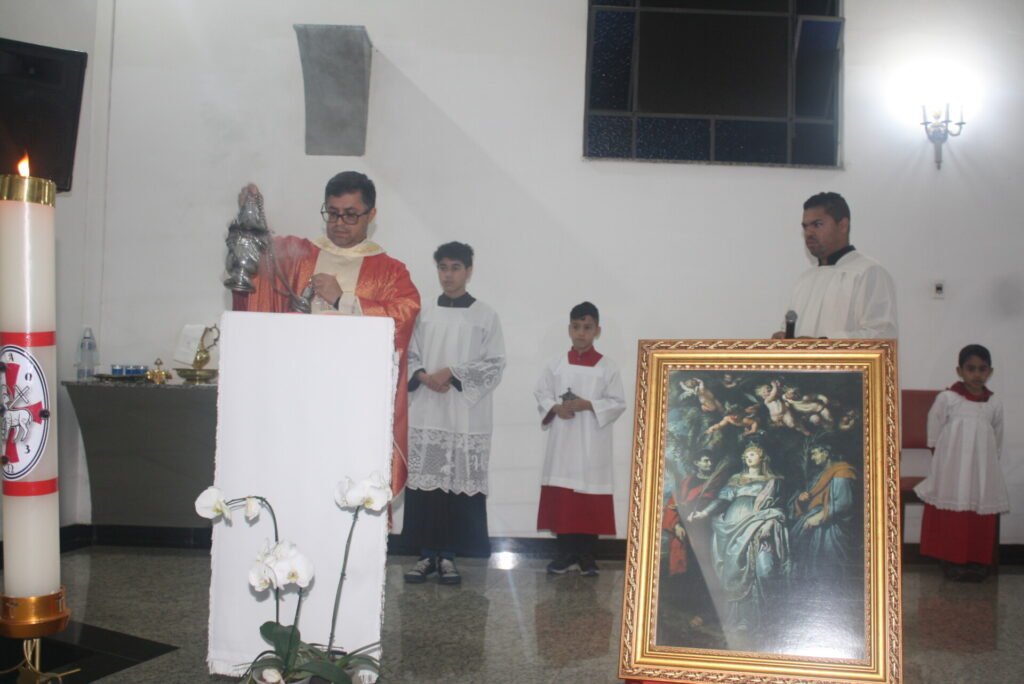 Fiéis festejam a padroeira e os 50 anos de criação da Paróquia Santa Domitila - Jornal O São Paulo