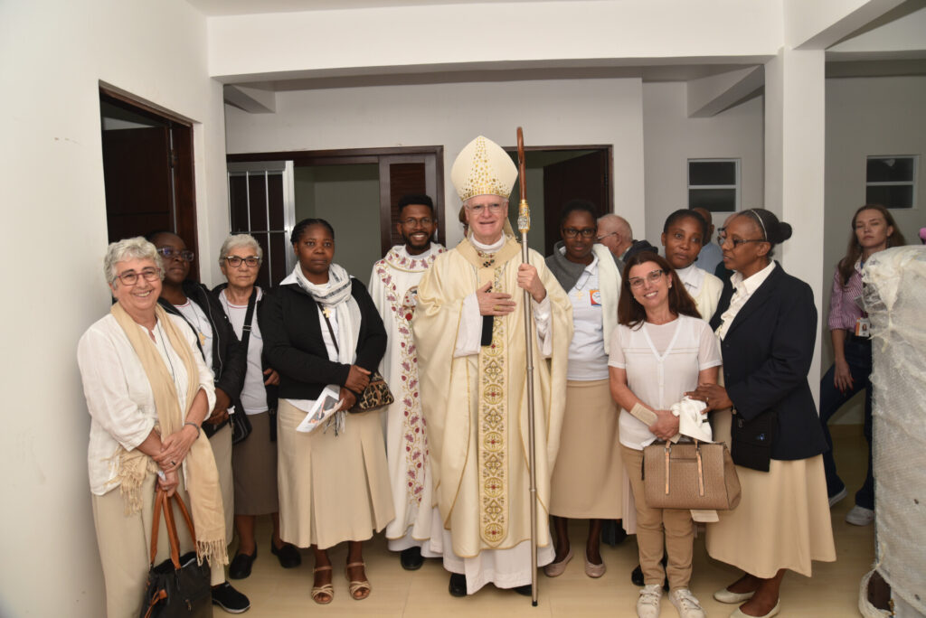 No Jardim Limoeiro, Dom Odilo abençoa a Capela Santa Rita de Cássia - Jornal O São Paulo