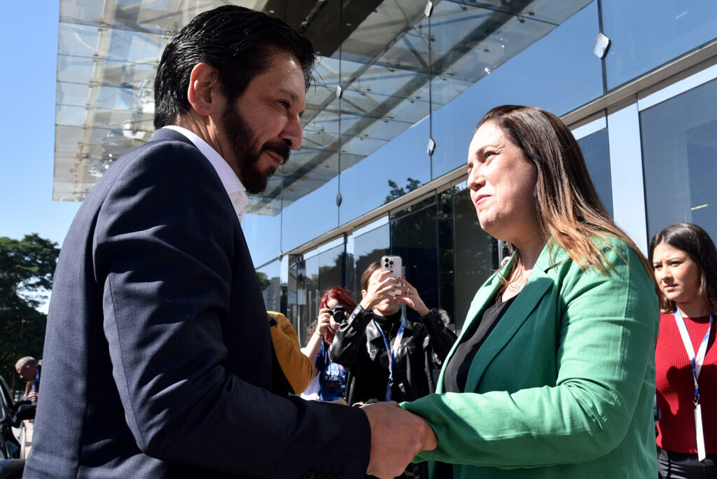 Prefeito de São Paulo visita a ExpoCatólica