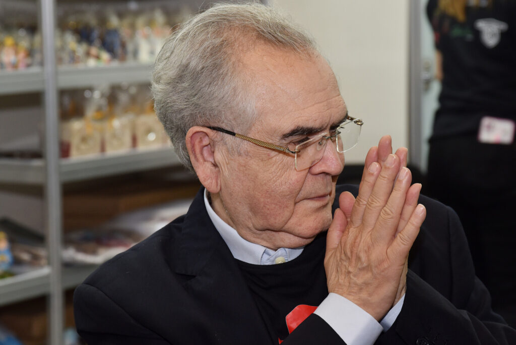 Sacerdotes e bispos lançam livros com variadas temáticas na ExpoCatólica - Jornal O São Paulo