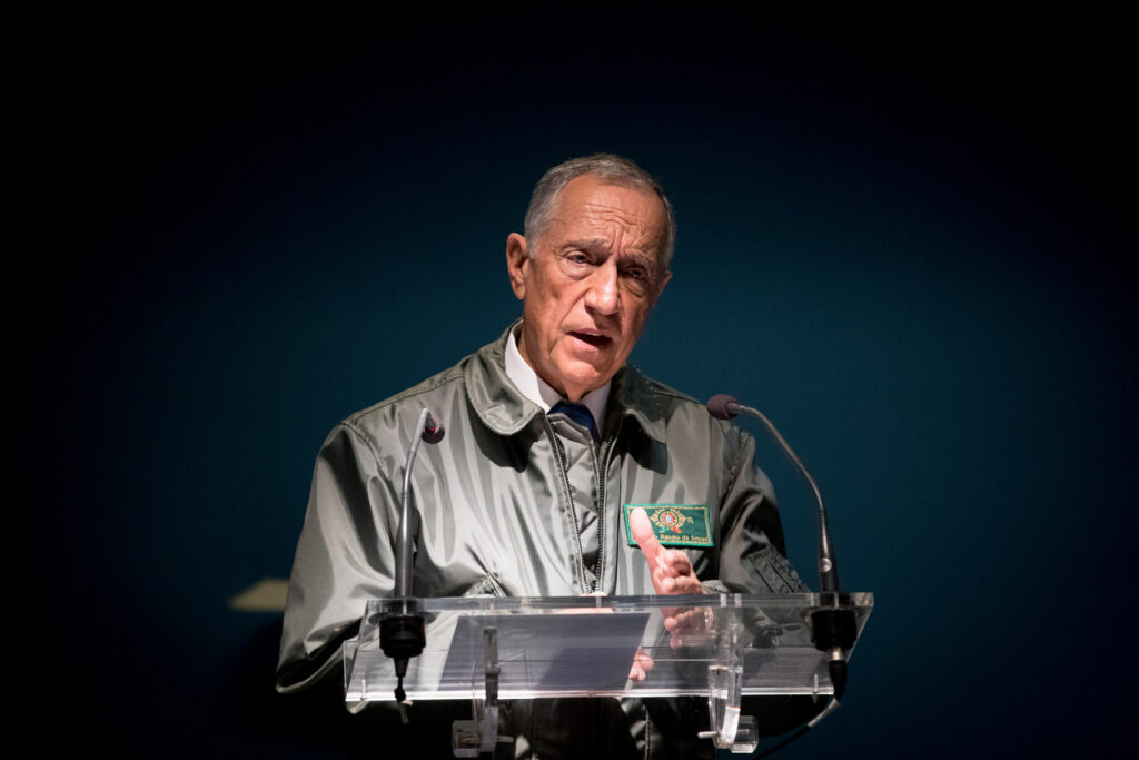 Presidente português pede desculpas ao Brasil - Jornal O São Paulo