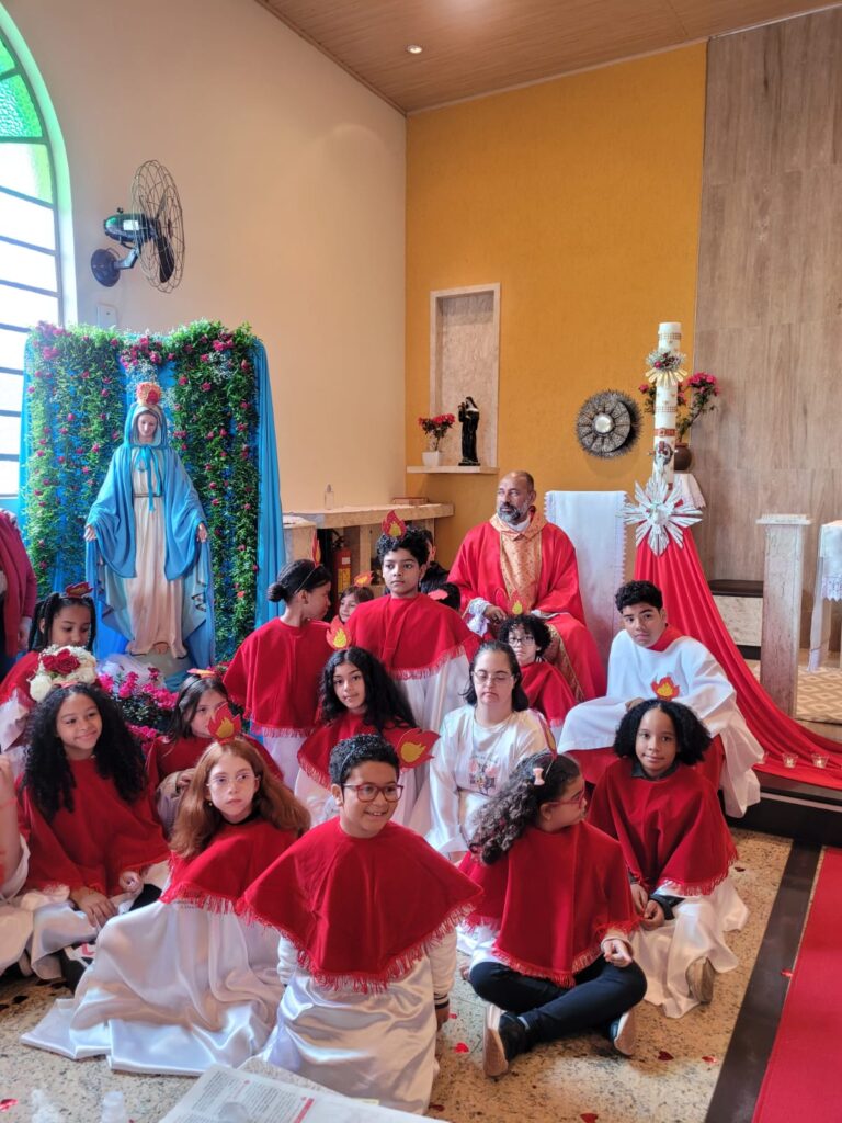 Jovens e crianças em destaque nas paróquias da Região Lapa - Jornal O São Paulo