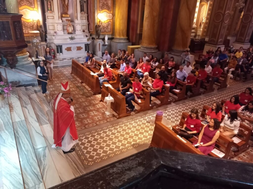 Crismas, juventude e ações pastorais são destaques na Região Sé - Jornal O São Paulo