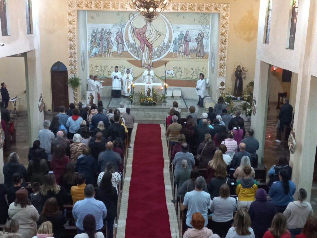 Iniciação cristã e festas patronais mobilizam a Região Belém - Jornal O São Paulo