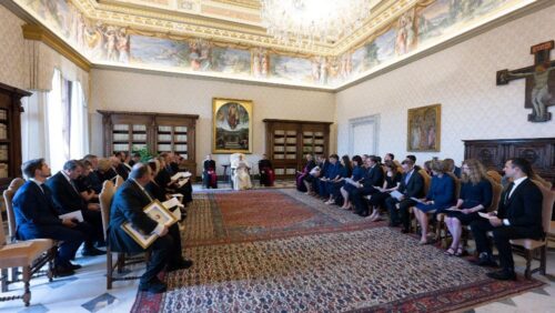 Papa: a Eucaristia é mais que um símbolo, é amor a ser compartilhado com os pobres - Jornal O São Paulo