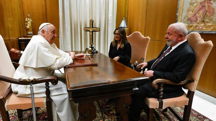 Papa Francisco recebe no Vaticano o presidente do Brasil, Luiz Inácio Lula da Silva - Jornal O São Paulo