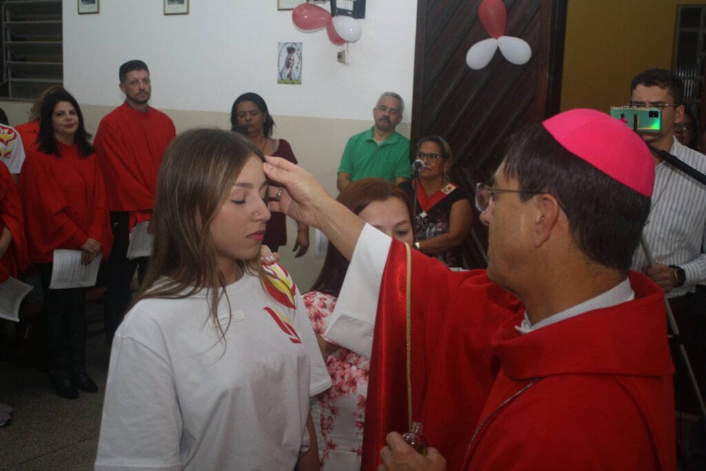 Crismas, festas patronais e encontros formativos marcam a semana na Lapa - Jornal O São Paulo