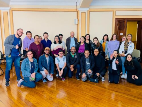 Na Sé, Bispo tem reunião com lideranças da juventude regional - Jornal O São Paulo