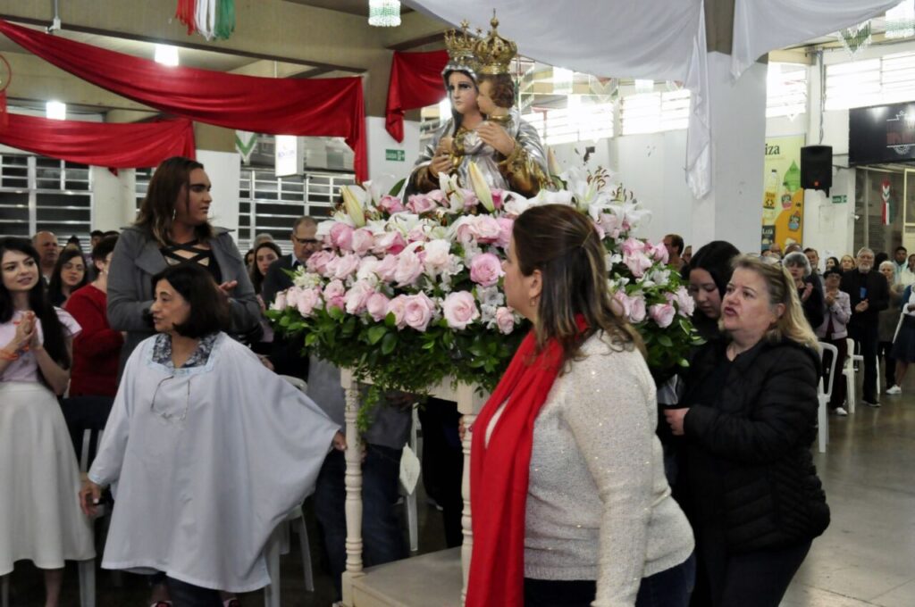 Festas patronais e formações mobilizam os fiéis na Região Sé - Jornal O São Paulo