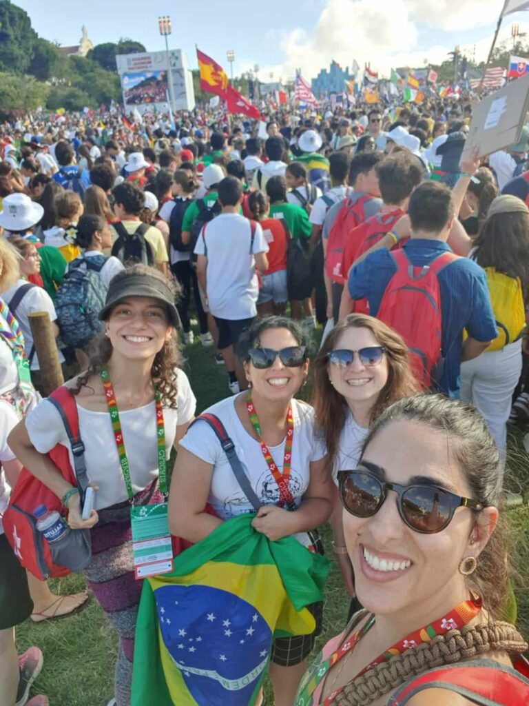 Jovens de São Paulo se unem a peregrinos de todo o mundo na JMJ Lisboa 2023