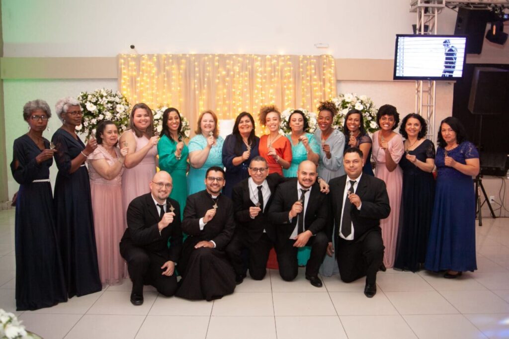 Arquidiocese reconhece novas comunidades dedicadas à evangelização da juventude - Jornal O São Paulo