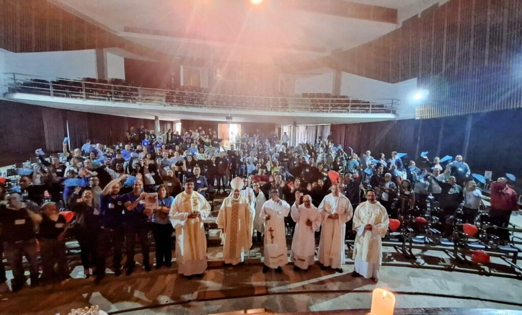 Belém: Altar da Capela Reino do Céu é abençoado em missa festiva - Jornal O São Paulo