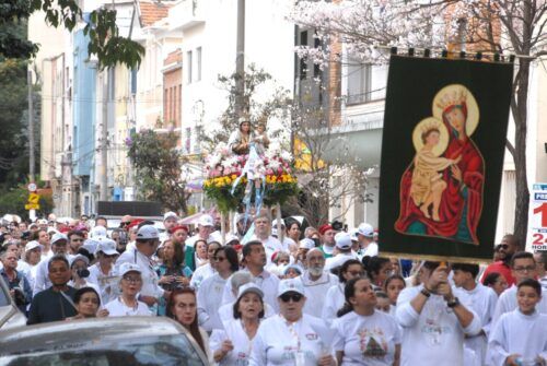 Fiéis celebram com jubilo a Festa da Achiropita - Jornal O São Paulo