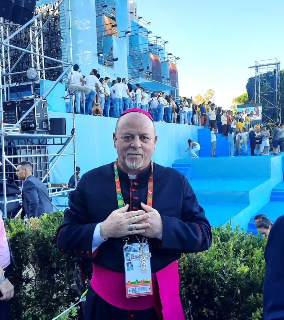 Peregrinos brasileiros se emocionam com a Via Sacra da JMJ Lisboa 2023 - Jornal O São Paulo